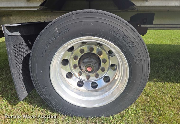 image for item EB1039 2016 Trail King TK80AACS-40 drop deck equipment trailer