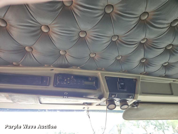 image for item EB8316 1997 Kenworth T600 semi truck