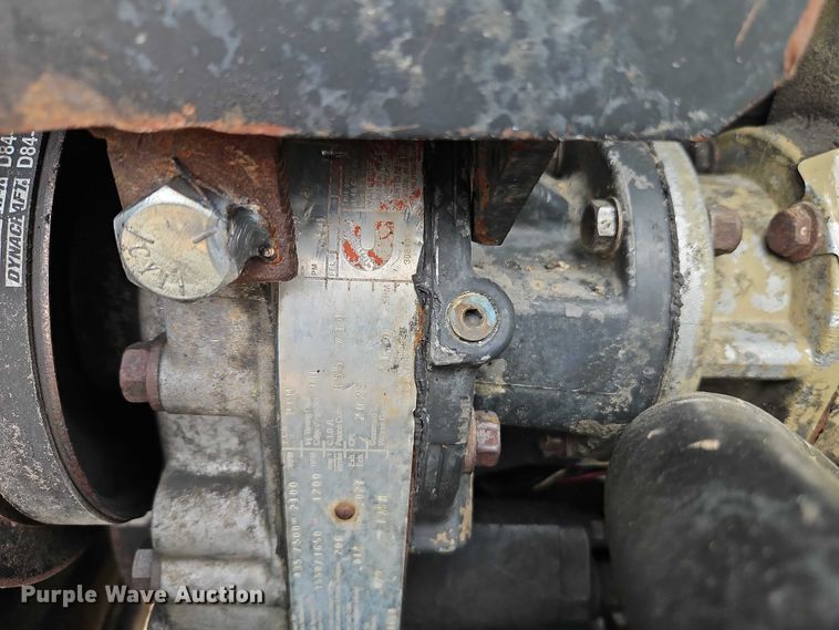 image for item EB8316 1997 Kenworth T600 semi truck