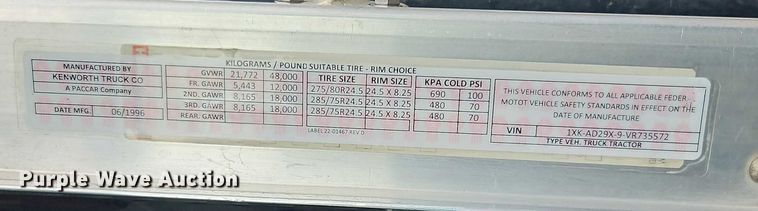 image for item EB8316 1997 Kenworth T600 semi truck