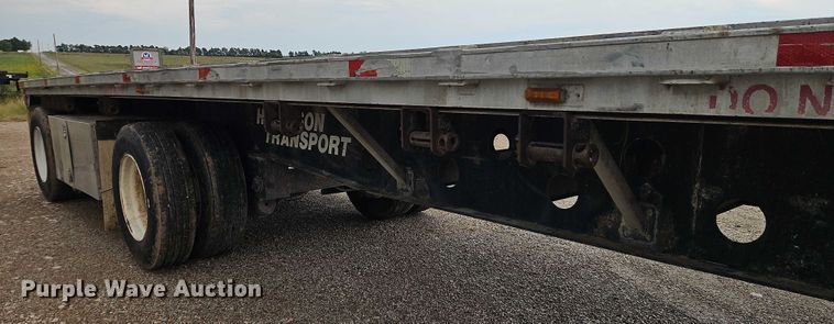 image for item EB8317 2000 Transcraft flatbed trailer