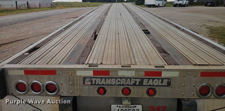 image for item EB8317 2000 Transcraft flatbed trailer