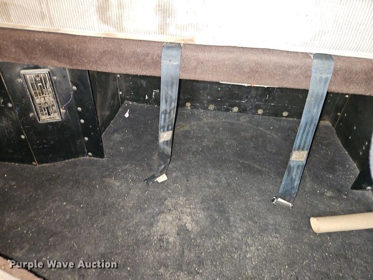 image for item EB8318 1996 Kenworth T600 semi truck