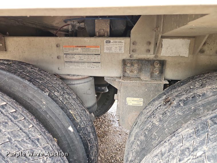 image for item EB8319 2013 Wilson DWH-551PM  grain trailer