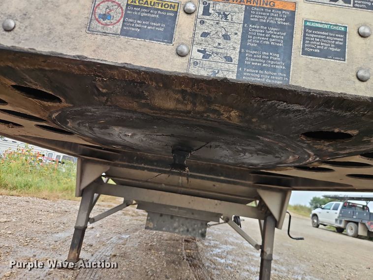 image for item EB8319 2013 Wilson DWH-551PM  grain trailer