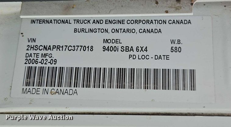 image for item EB8320 2007 International 9400i semi truck