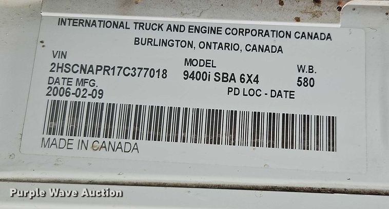 image for item EB8320 2007 International 9400i semi truck
