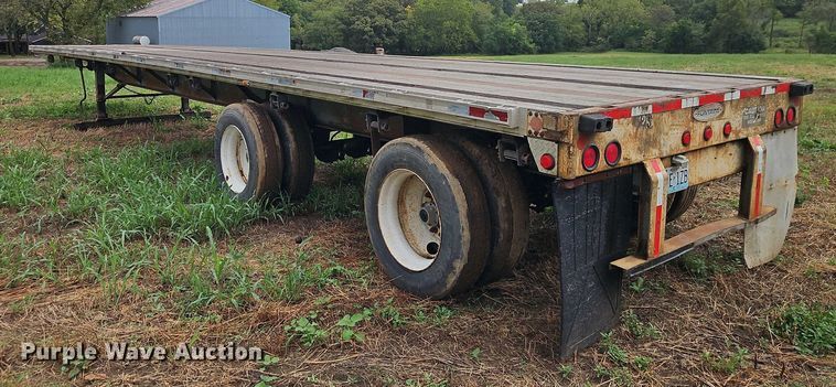 image for item EB8337 1996 Fontaine LFTW-5-8048WSAWK flatbed trailer