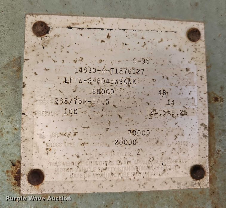 image for item EB8337 1996 Fontaine LFTW-5-8048WSAWK flatbed trailer