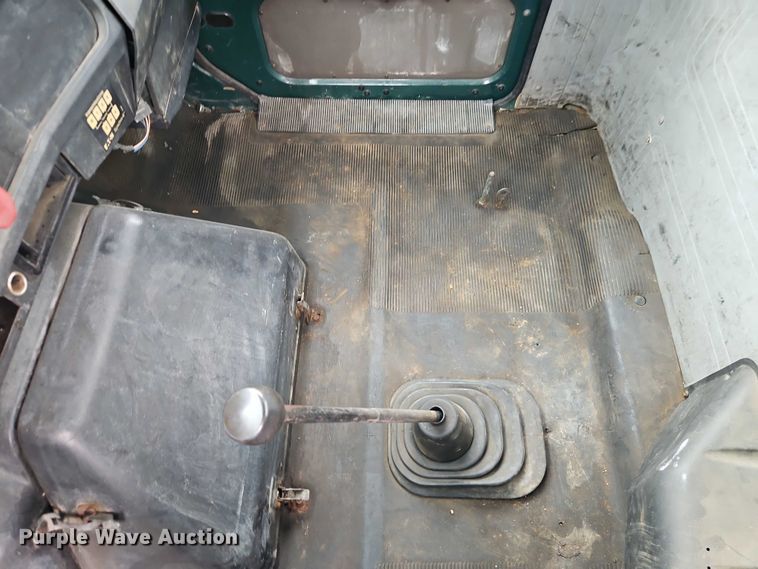 image for item EB8338 1995 International 8100 semi truck