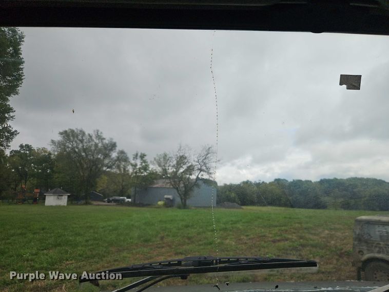 image for item EB8338 1995 International 8100 semi truck