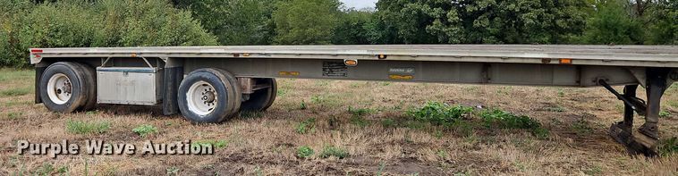image for item EB8339 1987 Ravens Metal Products Inc 144556 flatbed trailer