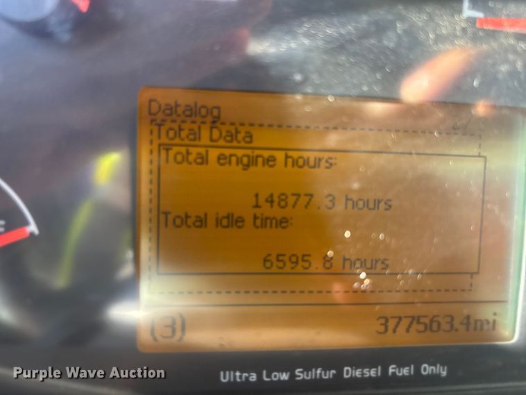 image for item EC3808 2017 Volvo VNM semi truck