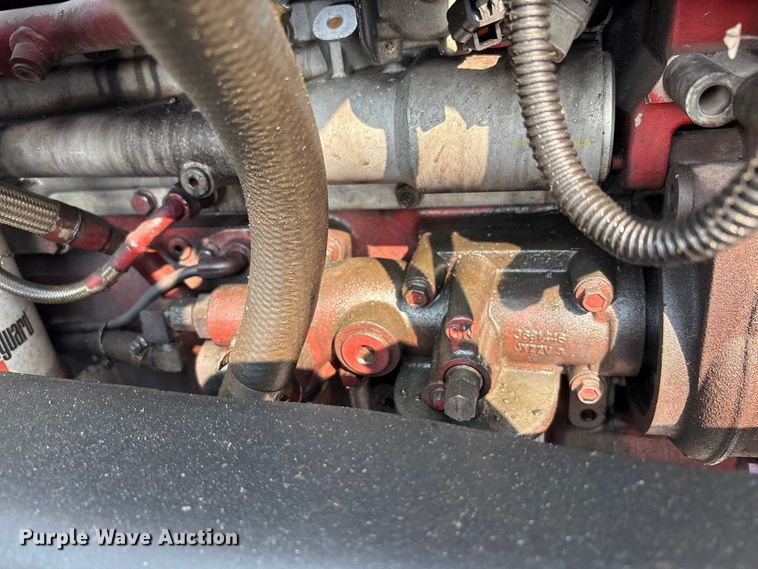 image for item EC4404 2007 Mack CL733 semi truck