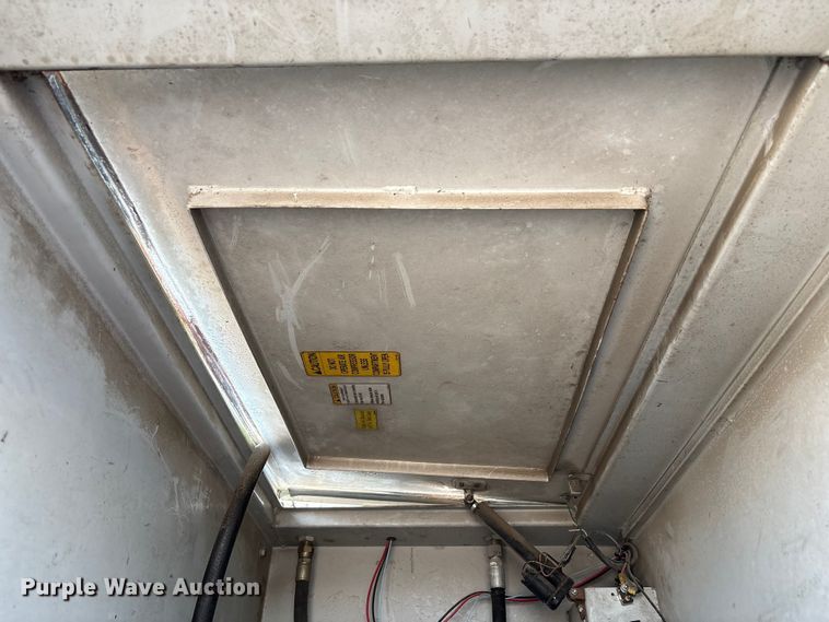 image for item EC4405 2006 Ford F650 Super Duty utility / service truck