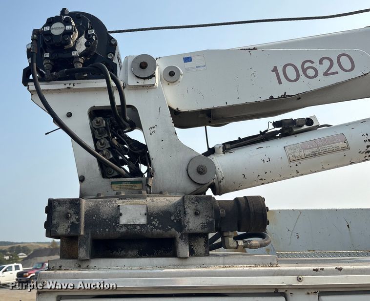 image for item EC4405 2006 Ford F650 Super Duty utility / service truck