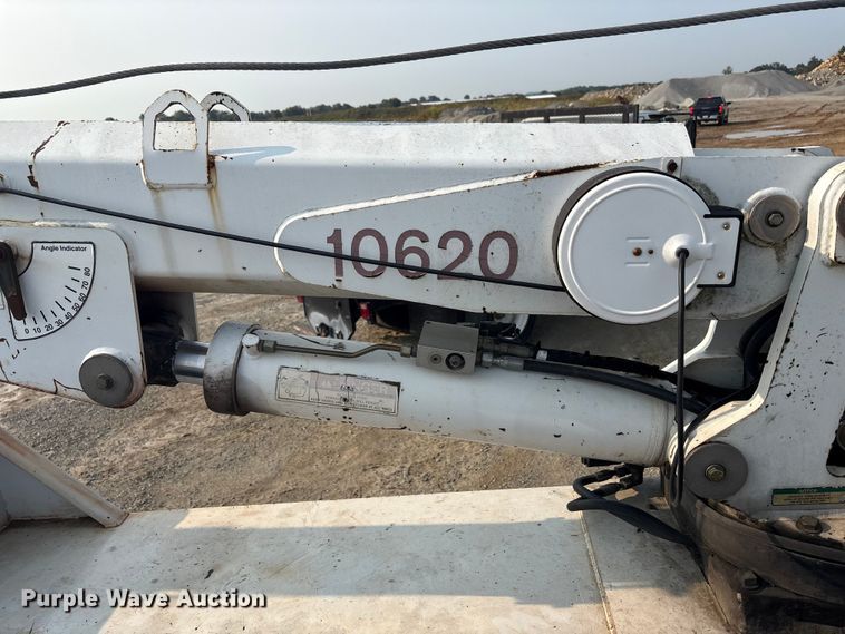 image for item EC4405 2006 Ford F650 Super Duty utility / service truck