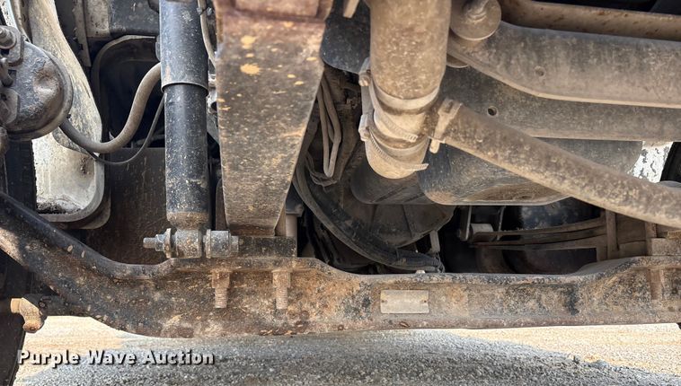 image for item EC4405 2006 Ford F650 Super Duty utility / service truck