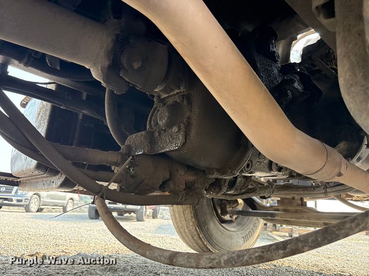 image for item EC4405 2006 Ford F650 Super Duty utility / service truck