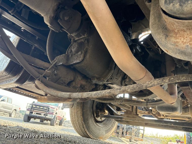 image for item EC4405 2006 Ford F650 Super Duty utility / service truck