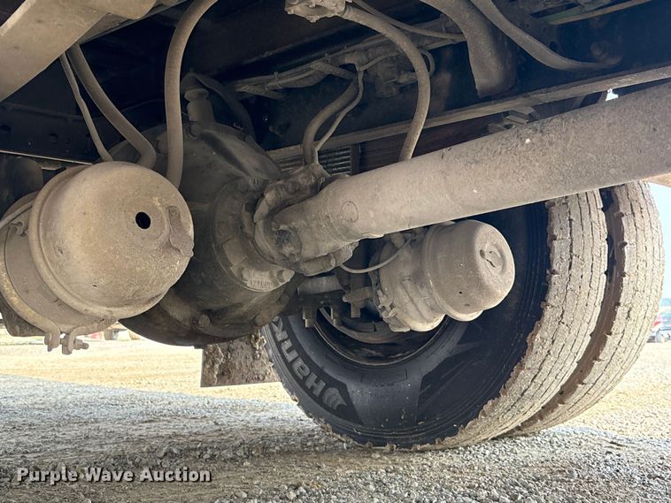 image for item EC4405 2006 Ford F650 Super Duty utility / service truck