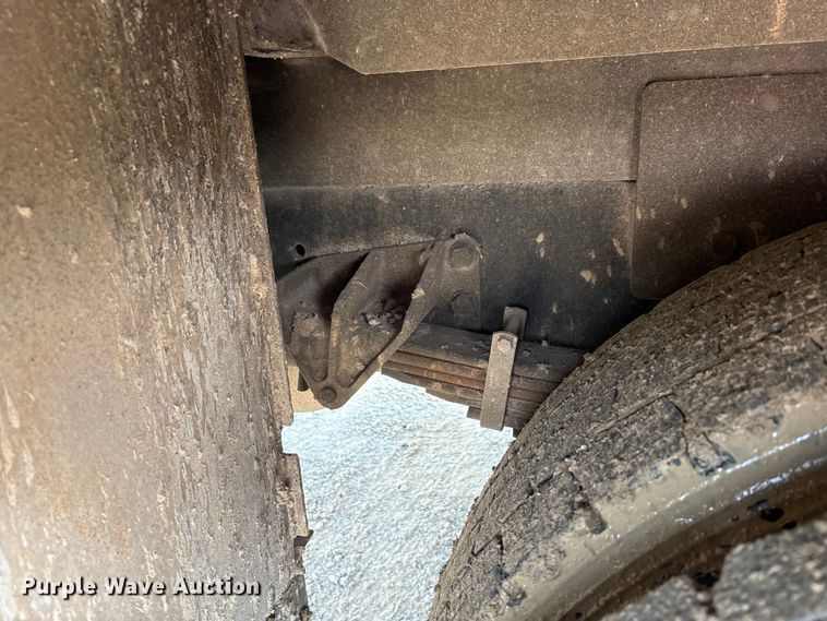 image for item EC4405 2006 Ford F650 Super Duty utility / service truck