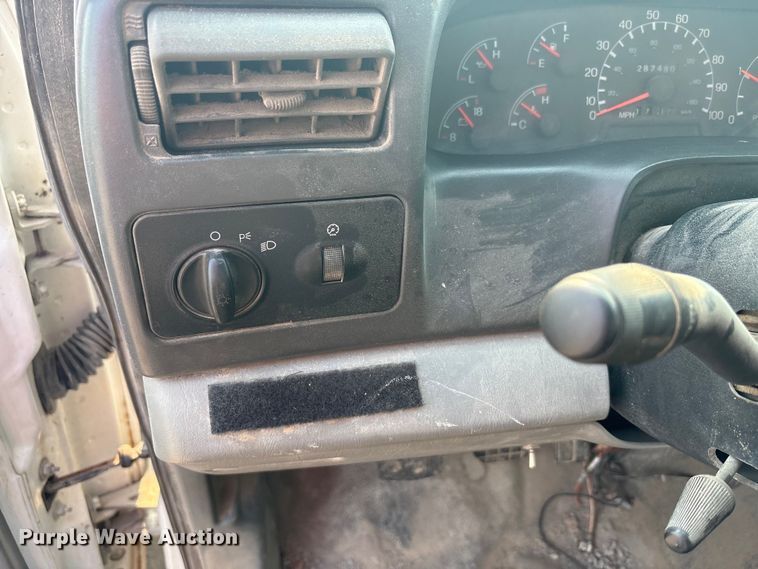 image for item EC4405 2006 Ford F650 Super Duty utility / service truck