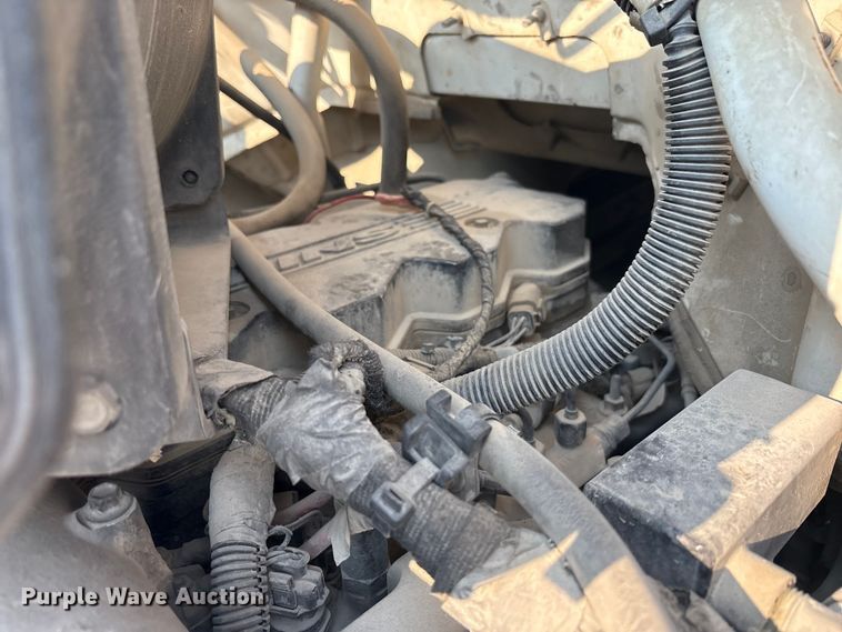 image for item EC4405 2006 Ford F650 Super Duty utility / service truck