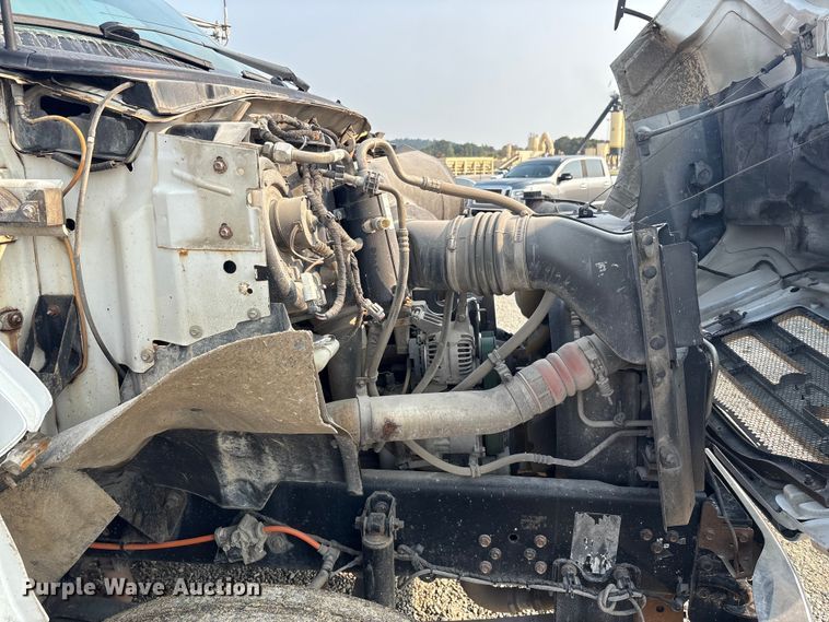 image for item EC4405 2006 Ford F650 Super Duty utility / service truck