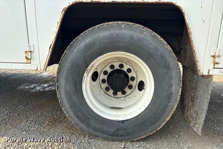 image for item EC4405 2006 Ford F650 Super Duty utility / service truck