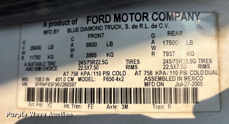 image for item EC4405 2006 Ford F650 Super Duty utility / service truck