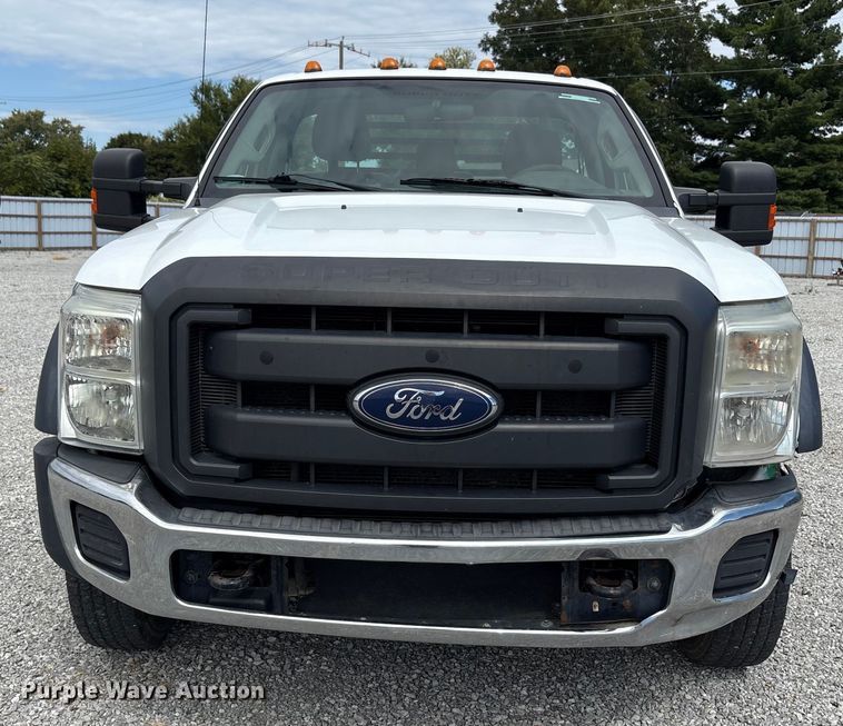 image for item EC4420 2012 Ford F450 Super Duty XL flatbed truck