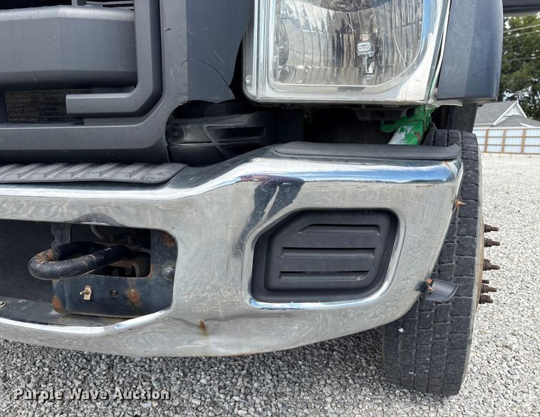 image for item EC4420 2012 Ford F450 Super Duty XL flatbed truck