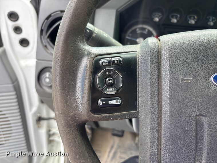 image for item EC4420 2012 Ford F450 Super Duty XL flatbed truck