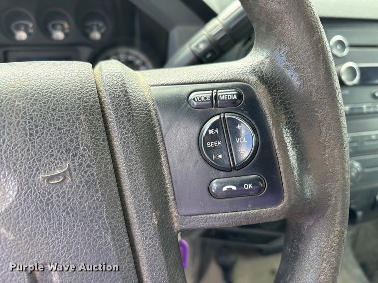 image for item EC4420 2012 Ford F450 Super Duty XL flatbed truck