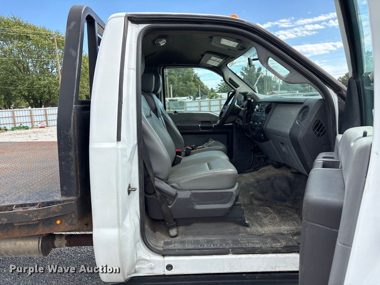 image for item EC4420 2012 Ford F450 Super Duty XL flatbed truck