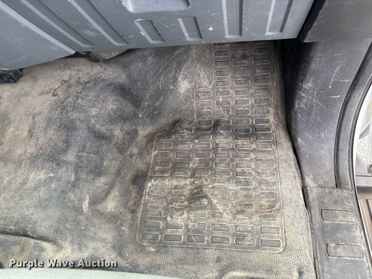 image for item EC4420 2012 Ford F450 Super Duty XL flatbed truck