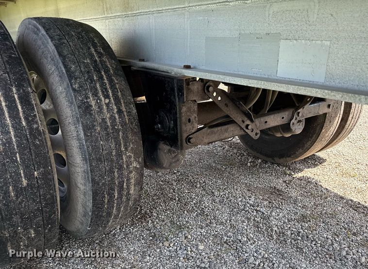 image for item ED4378 2016 Benson flatbed trailer