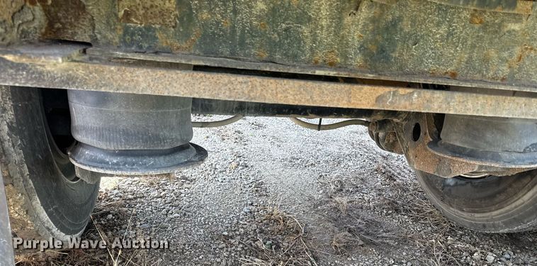 image for item ED4378 2016 Benson flatbed trailer