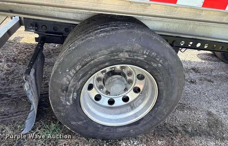 image for item ED4378 2016 Benson flatbed trailer