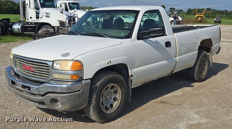 image for item EF1809 2006 GMC Sierra1500 SL  pickup truck