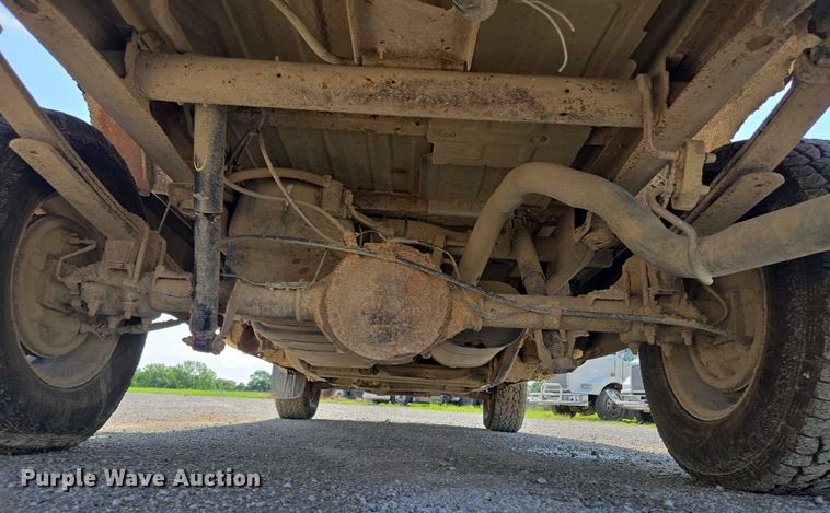 image for item EF1809 2006 GMC Sierra1500 SL  pickup truck