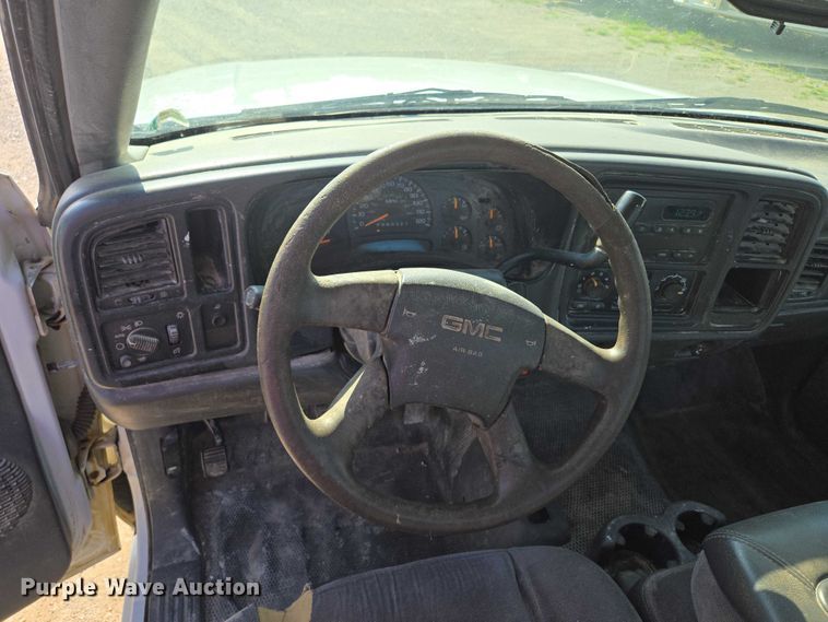 image for item EF1809 2006 GMC Sierra1500 SL  pickup truck