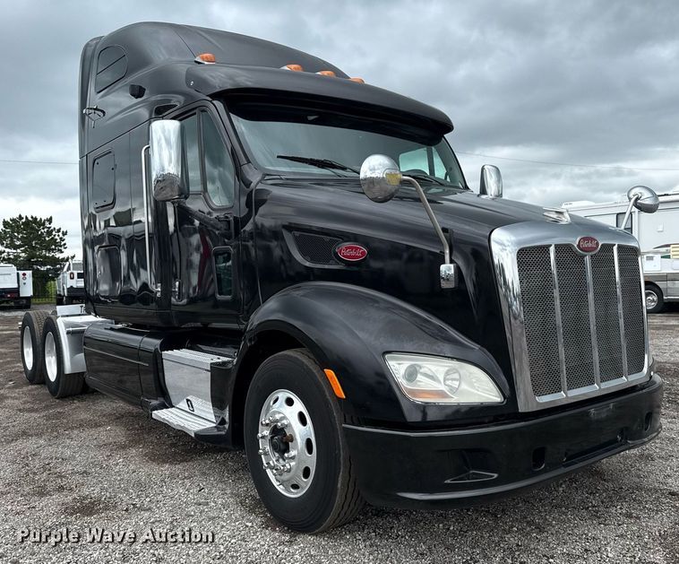 CAMIóN CAMAROTE 2013 PETERBILT