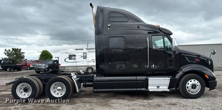 CAMIóN CAMAROTE 2013 PETERBILT