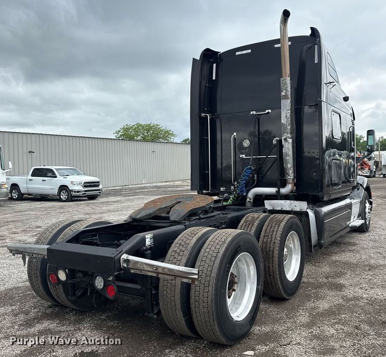 CAMIóN CAMAROTE 2013 PETERBILT