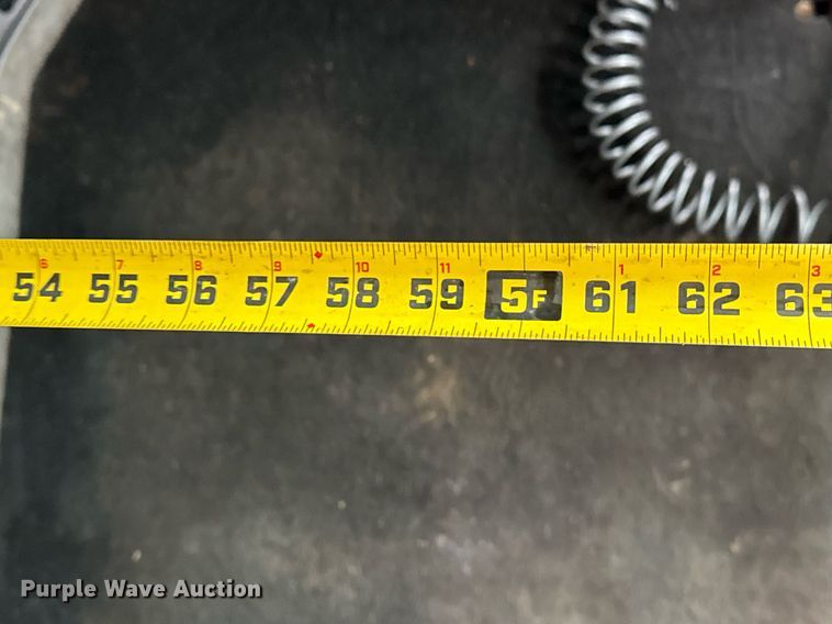 image for item EG5917 2013 Peterbilt 587 semi truck