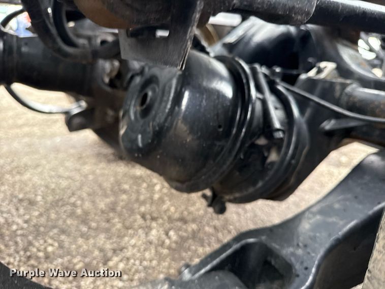 image for item EG5917 2013 Peterbilt 587 semi truck