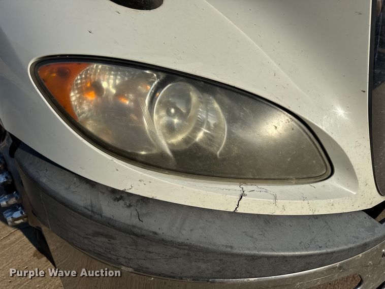 image for item EH7475 2016 International ProStar Plus semi truck