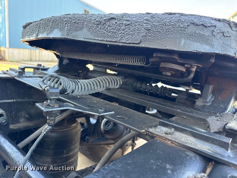 image for item EH7475 2016 International ProStar Plus semi truck